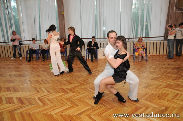 Школа танцев Vesta