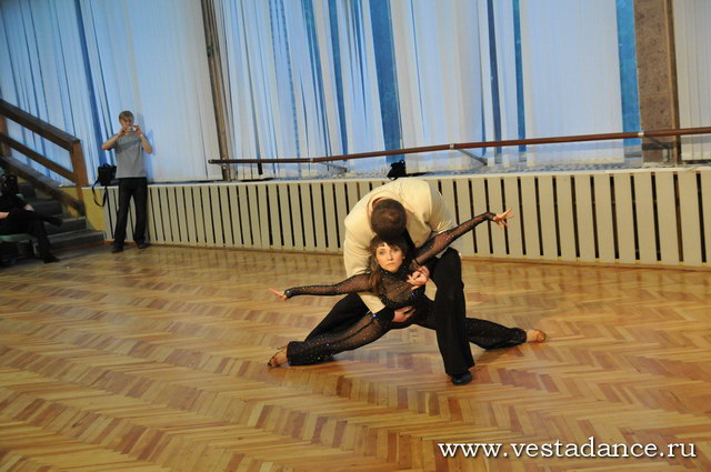 Школа танцев Vesta