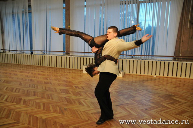 Школа танцев Vesta