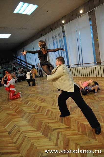 Школа танцев Vesta