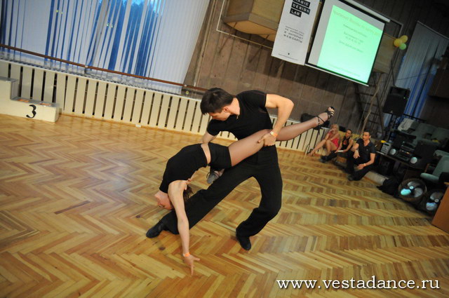 Школа танцев Vesta