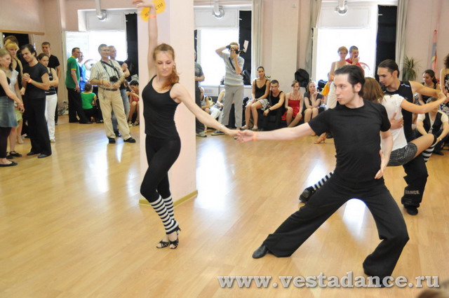 Школа танцев Vesta