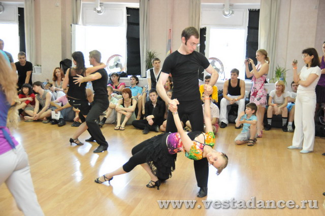 Школа танцев Vesta