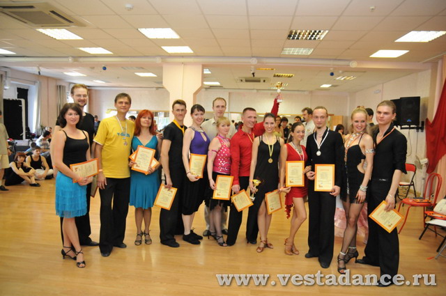 Школа танцев Vesta