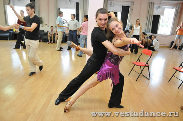Школа танцев Vesta