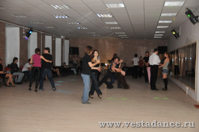 Школа танцев Vesta