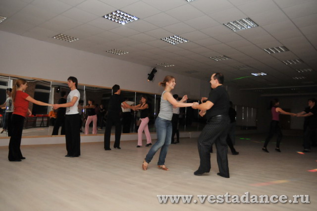Школа танцев Vesta