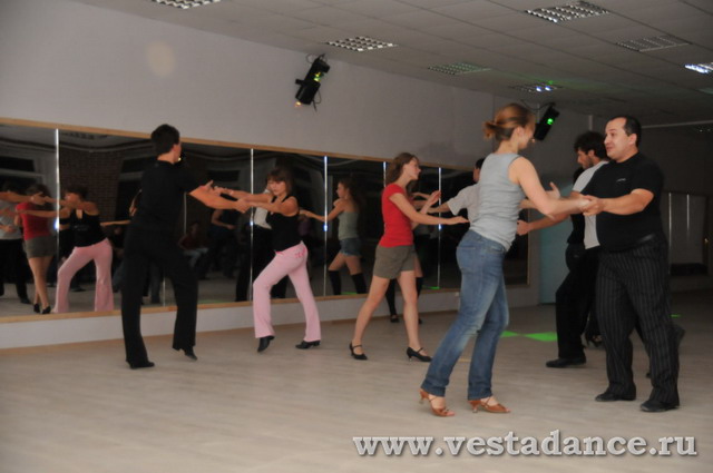 Школа танцев Vesta