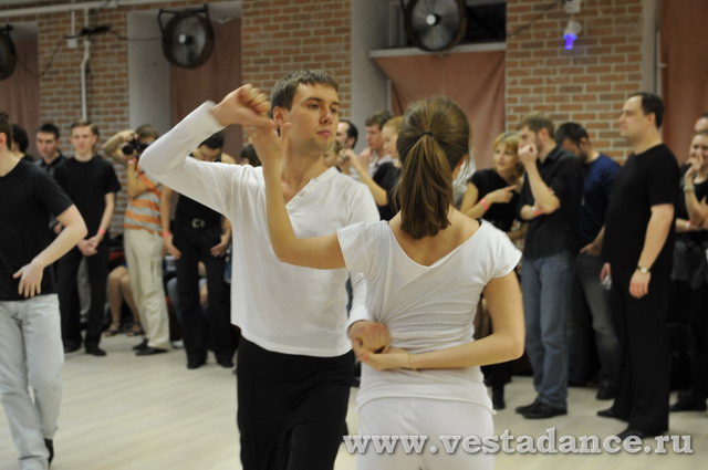 Школа танцев Vesta