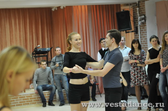 Школа танцев Vesta