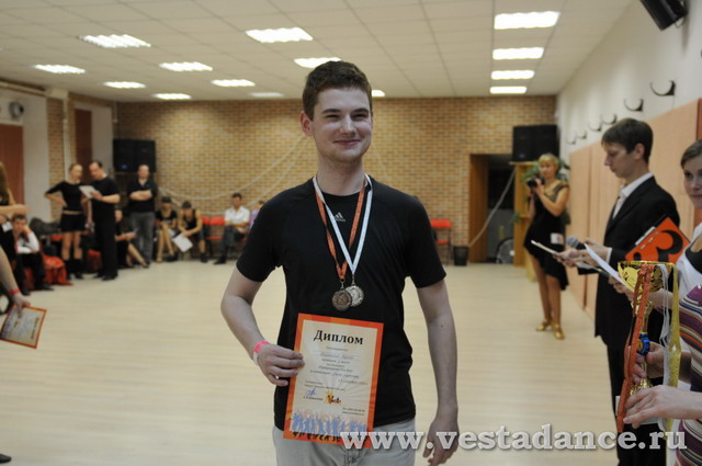 Школа танцев Vesta