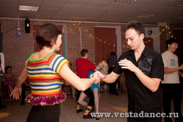 Школа танцев Vesta