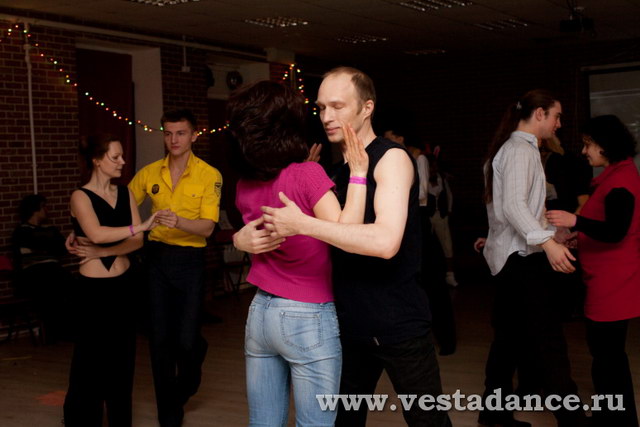 Школа танцев Vesta