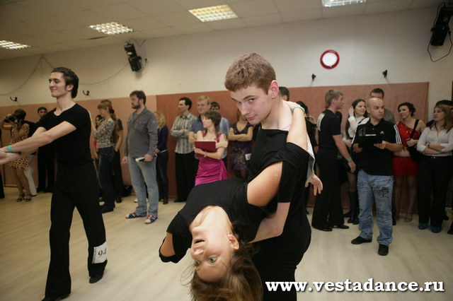 Школа танцев Vesta
