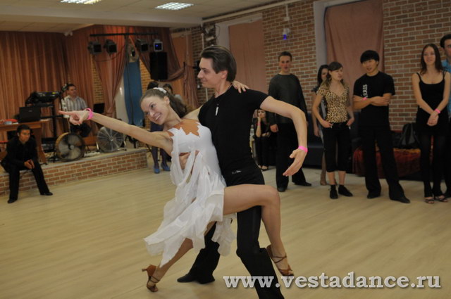 Школа танцев Vesta