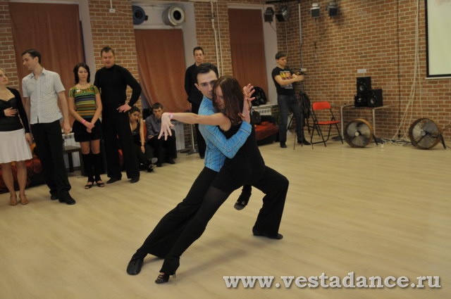 Школа танцев Vesta