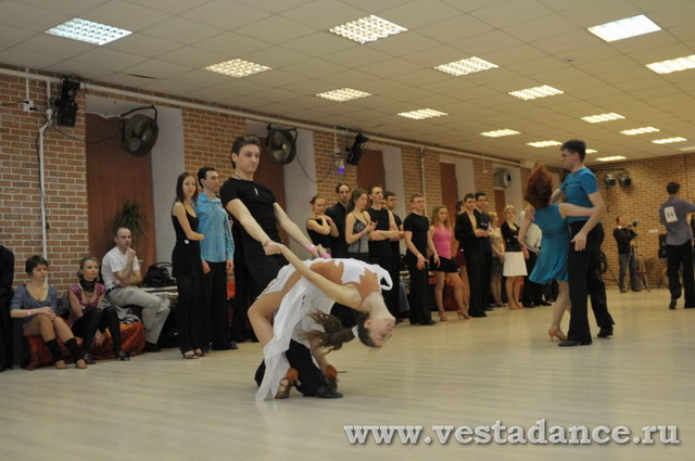 Школа танцев Vesta