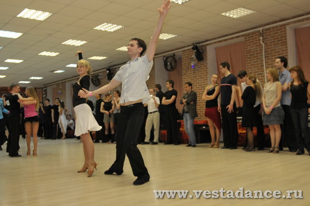 Школа танцев Vesta