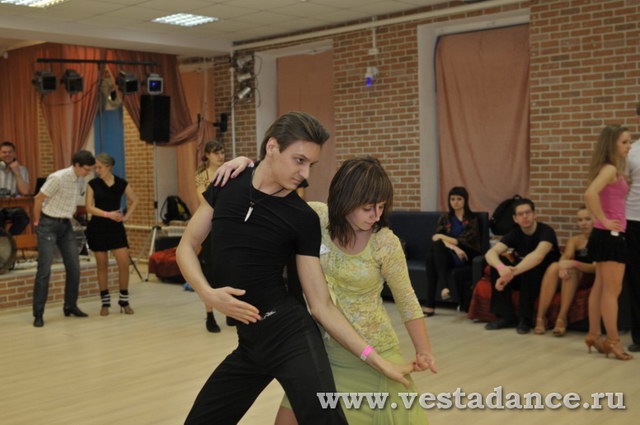 Школа танцев Vesta