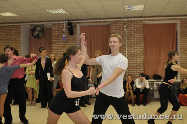 Школа танцев Vesta