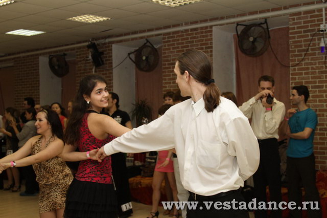 Школа танцев Vesta