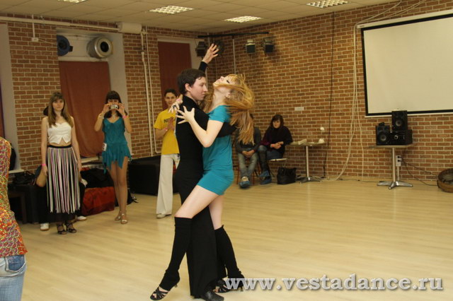 Школа танцев Vesta