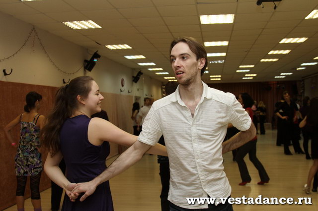 Школа танцев Vesta