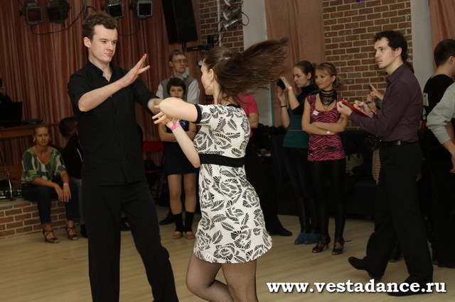 Школа танцев Vesta