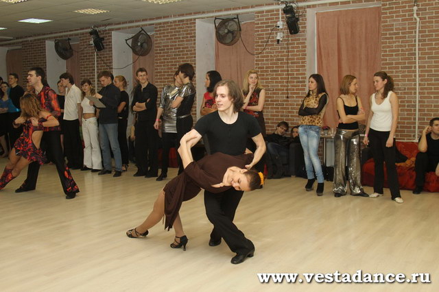 Школа танцев Vesta