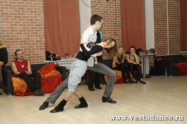 Школа танцев Vesta