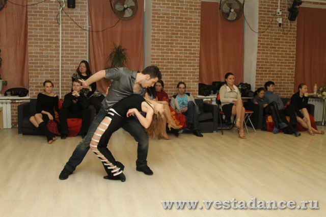 Школа танцев Vesta