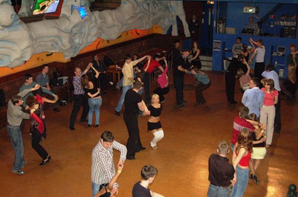 Школа танцев Vesta